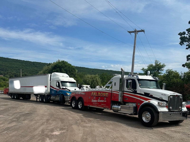 Read more about the article I-180 Heavy Towing: The Road to Recovery