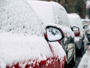 Read more about the article Winter Ready: What to Keep in the Car When Temperatures Drop